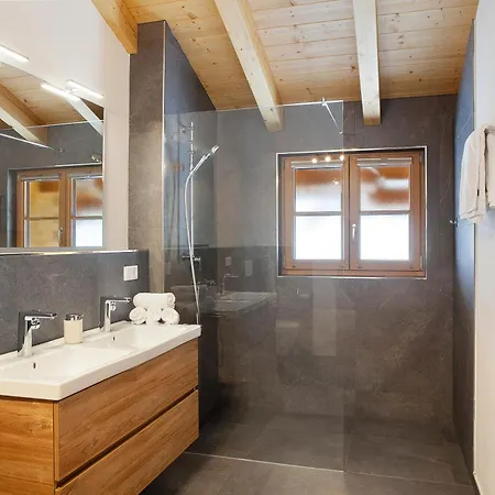 Bergenzian Apartment *